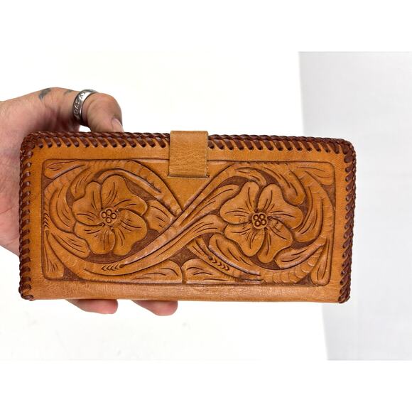 Vtg Hand Tooled Leather Roper Wallet Clutch Checkbook Floral Carved Western Boho - Picture 8 of 13